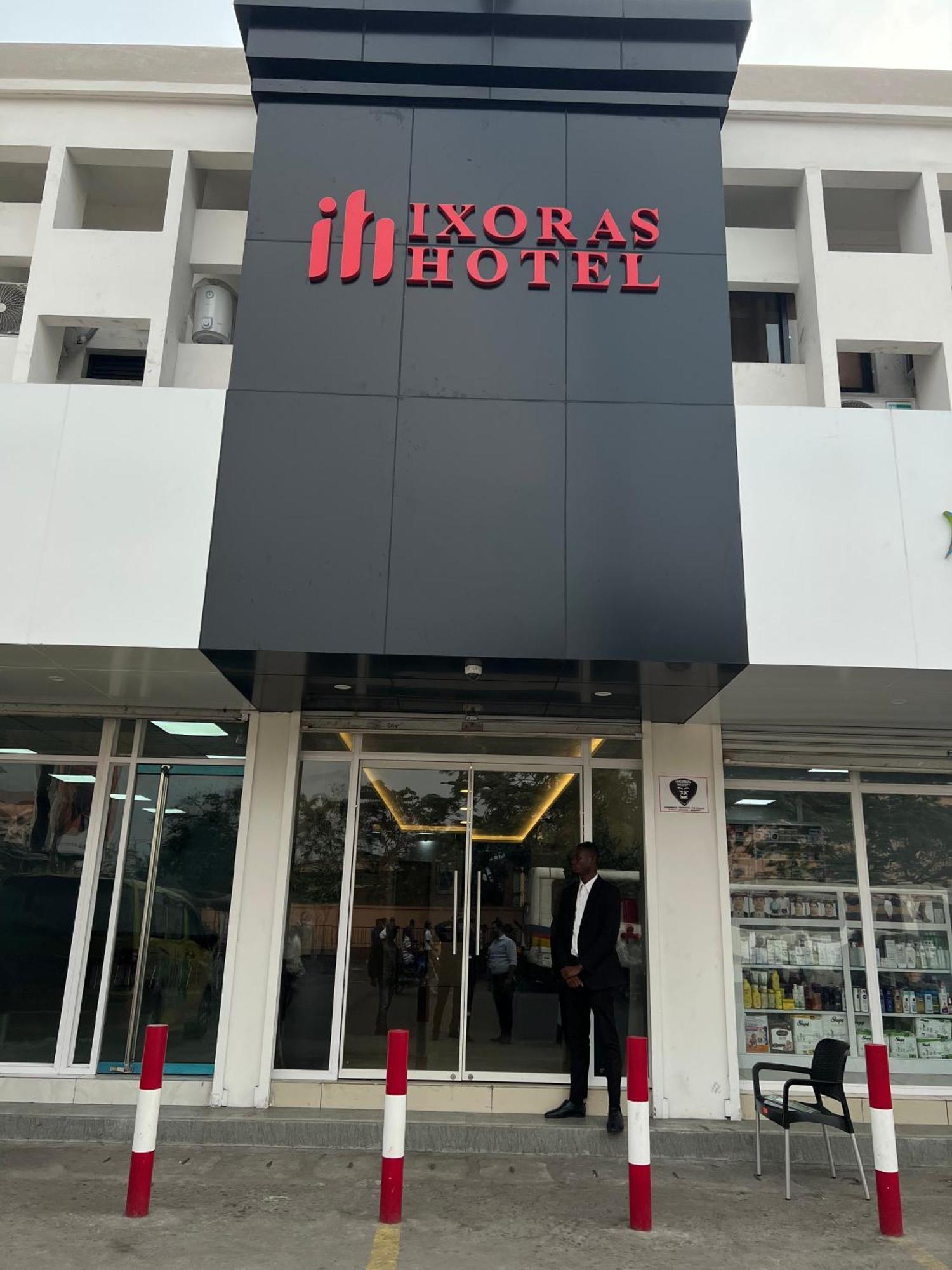 Ixoras Hotel Victoire Kinszasa Zewnętrze zdjęcie